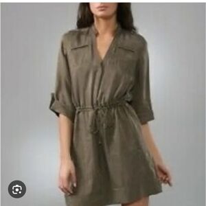 Diane Von Furstenburg Dress with 3-Quarter Sleeves